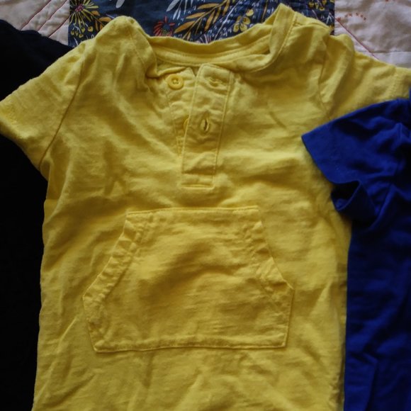 3 Primary short-sleeve rompers (henley, polo) - Picture 3 of 4